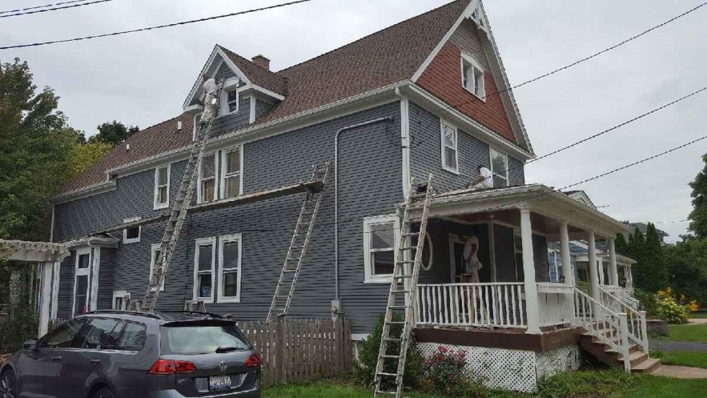 College Craft exterior painting in the Chicago area
